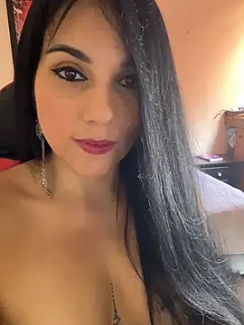 Miaswwe Chat XXX live