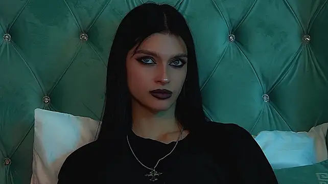 BeverlyMost Chat XXX live