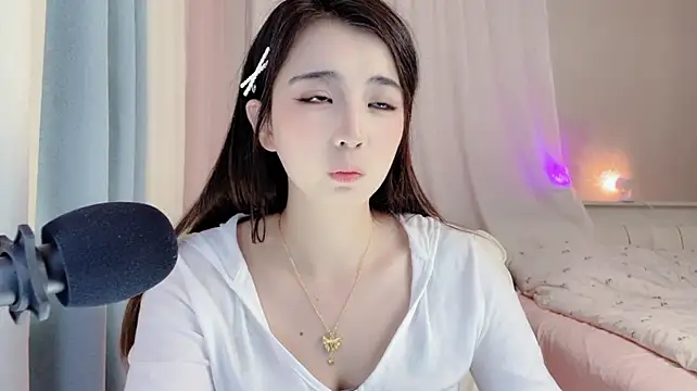 amy-6668 live XXX chat