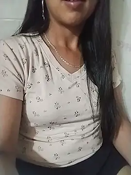 Chat XXX en directo de Helen-nn