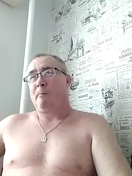 Pokazy przed kamerką – Nika_Malay