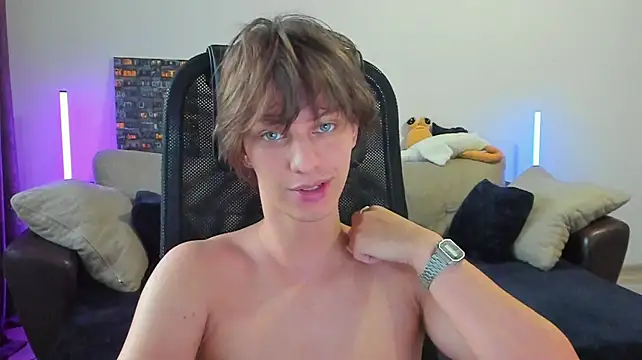 צ'אט XXX בשידור חי של Ostin_meow