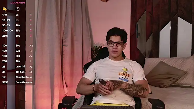 TonyPetrovjs Chat XXX in diretta