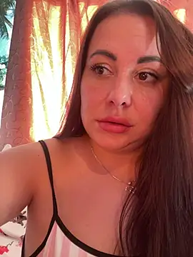 צ'אט XXX בשידור חי של DaisyStreet