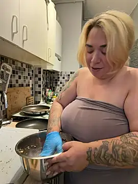 Monageil Live XXX-Chat