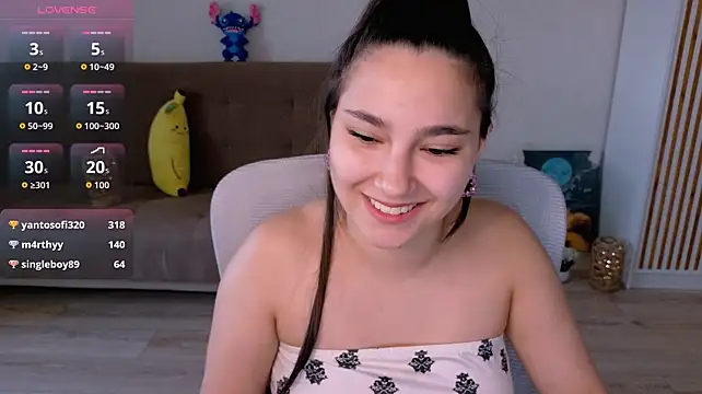 Ari_Grend Adlı Modelin Canlı XXX Sohbeti