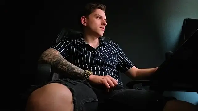 FelixStarkk 라이브 XXX 채팅