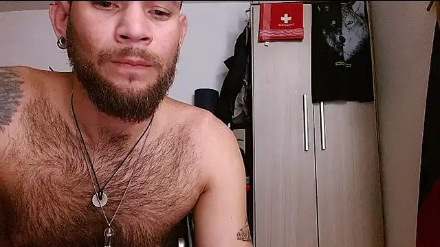 DominanThewolff live XXX chat