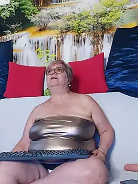 QueenPammy1's Live XXX Chat