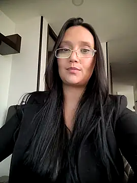 Esmeralda333 Chat XXX in diretta