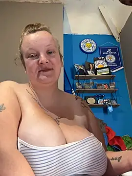 Czat XXX na żywo – busty-bella1