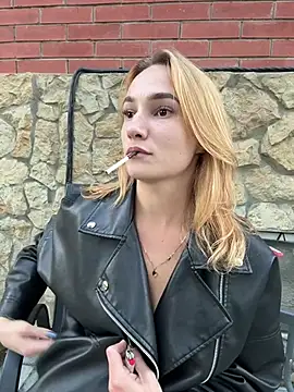 SugarDanger élő XXX-chatje