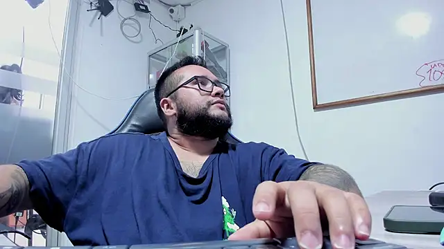 VINCEDMAGLIOO's Webcam Show