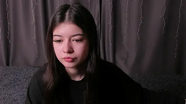 youllwanttocomeback's Live XXX Chat