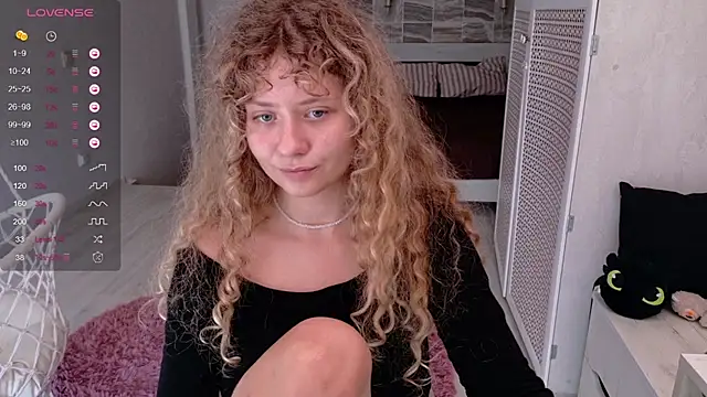 Chat XXX Live Milounee