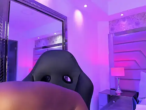 XXX chat uživo modela IvySky