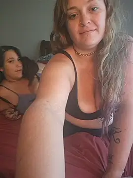 צ'אט XXX בשידור חי של OGKarma