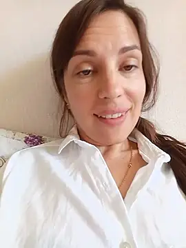 She-Moon's Live XXX Chat