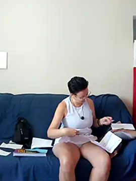 MILEIDE980 – Naživo XXX chat