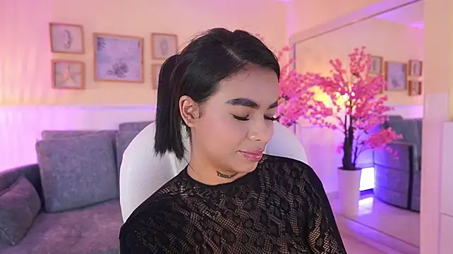 MeganLowell's Live XXX Chat