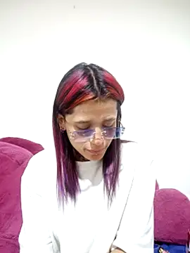 Živý XXX chat Lya_Ross19
