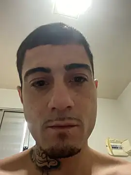 guimooocan Live XXX chat