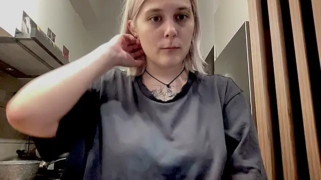 دردشة Ella_Bloom الجنسية المباشرة