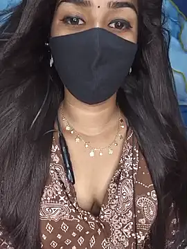 Chatroom XXX en direct de Tamil_Charu_