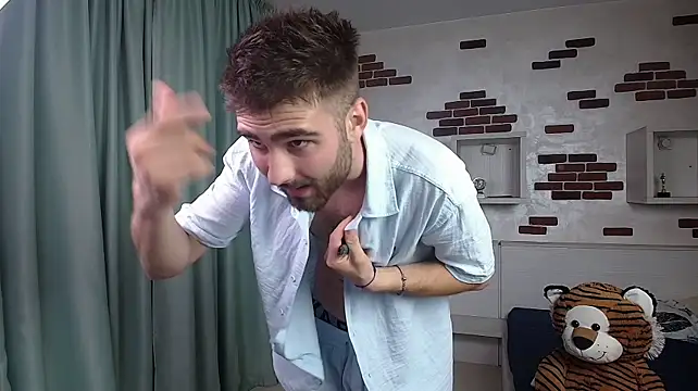 KyloEast Chat XXX live