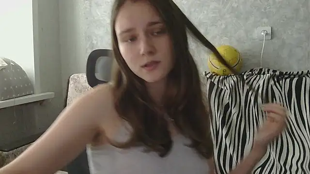 DolcezzaCream XXX чат на живо