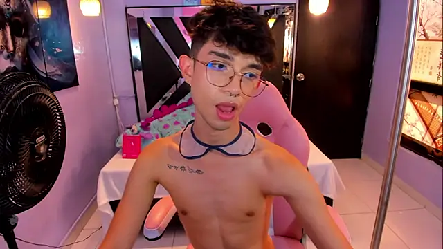 Chatroom XXX en direct de LiamHeatx