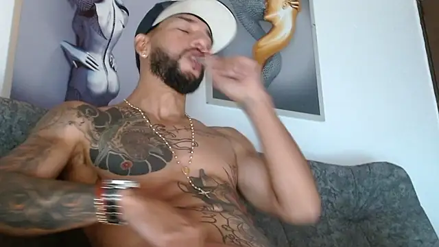Chat XXX en directo de LukasScott_
