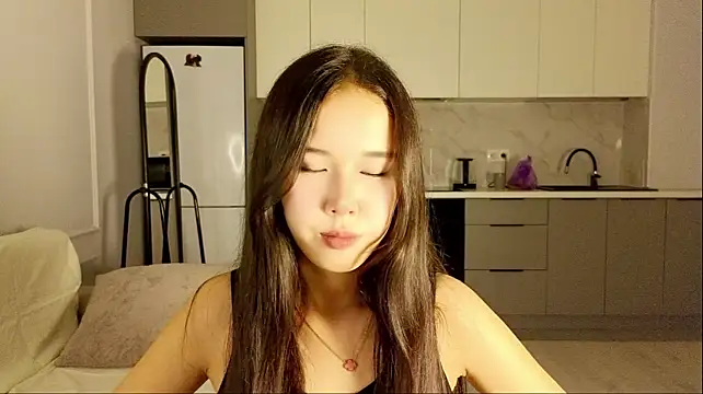 nana_mikiのライブXXXチャット
