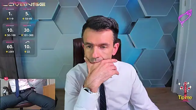 SteveTiger Chat XXX in diretta