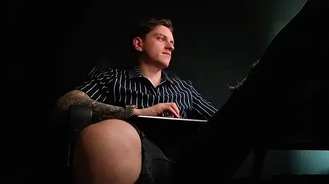 FelixStarkk – Naživo XXX chat