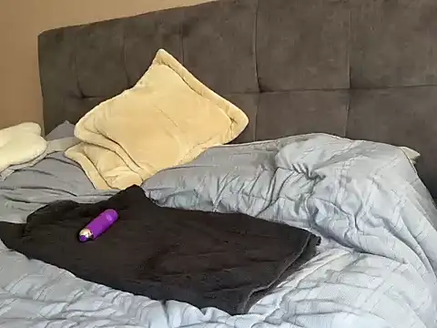 XXX chat uživo modela RafaeloTN
