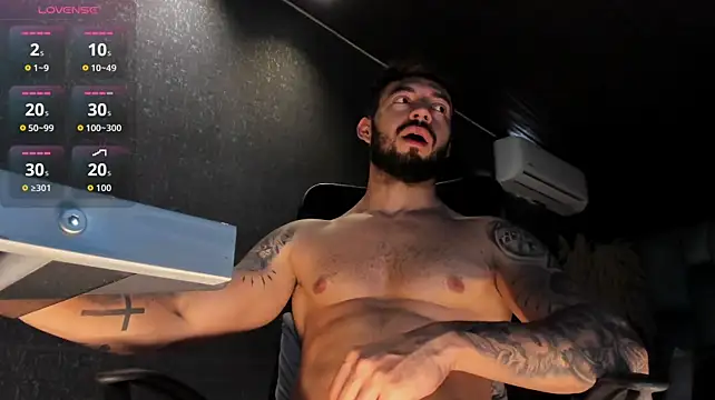Онлайн чат XXX MarkWalker__