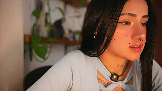צ'אט XXX בשידור חי של itslolavelvet