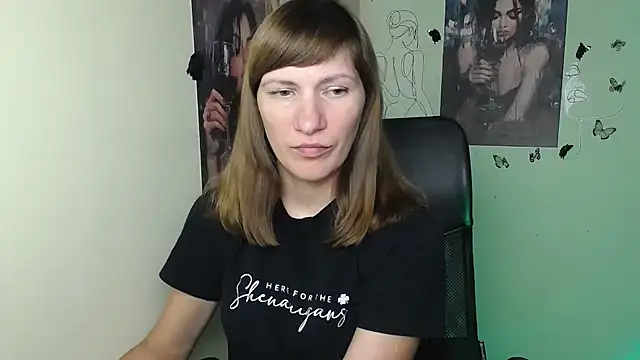 Rosalinda_ro – Naživo XXX chat