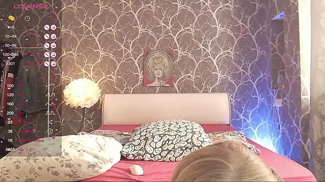 Chat +18 de MiaMiaMeow ao vivo