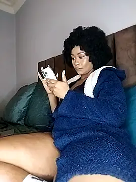Miss-SassyAss Chat XXX live