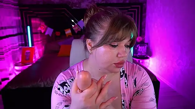 GabbieJay Adlı Modelin Canlı XXX Sohbeti