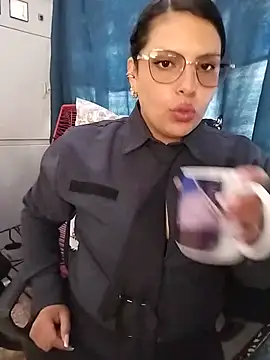 YINNA__24's Live XXX Chat