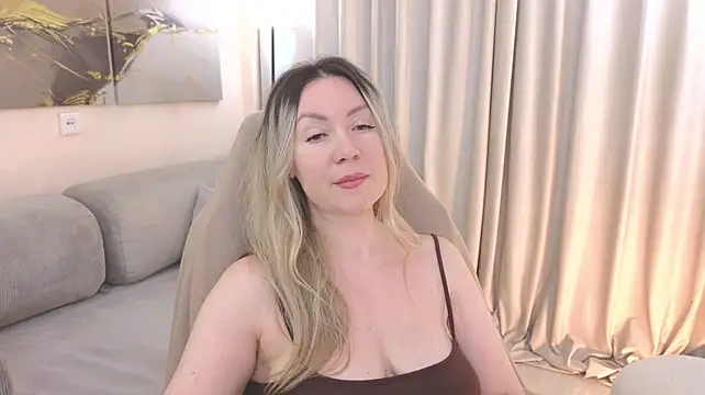 Chat XXX Live ElleHerry1