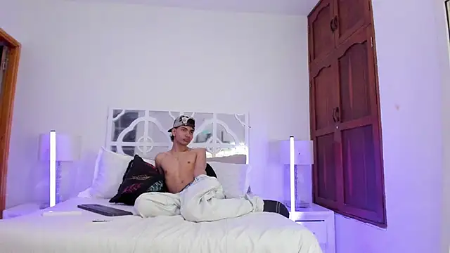 Ethan_Carter_ Live XXX-chat