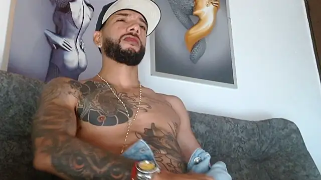 Chat XXX en directo de LukasScott_
