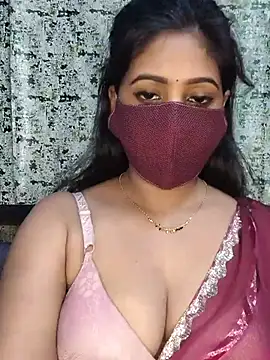 Chat +18 de Monalisha_G ao vivo