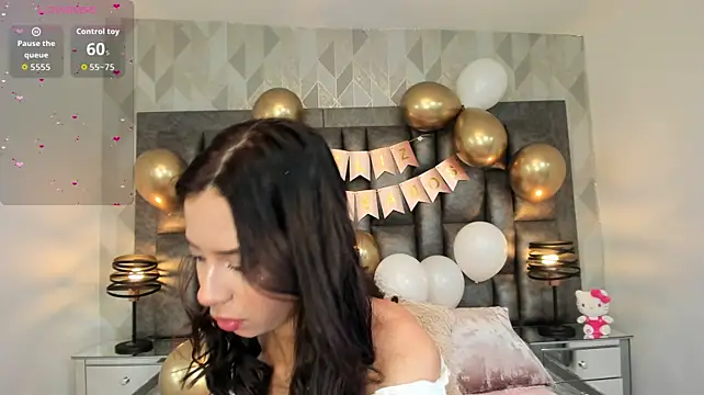 צ'אט XXX בשידור חי של AriRose