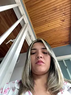Chat XXX en directo de Sarita-candy