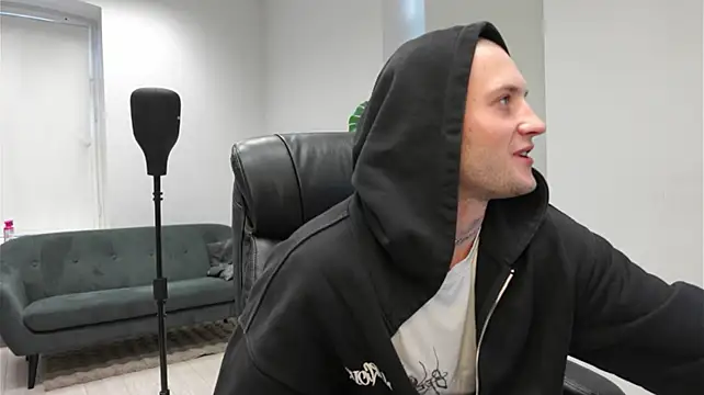 XXX chat uživo modela Igor_Wilde